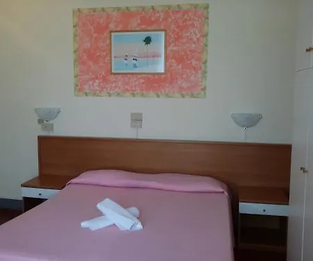 Hotel Eros 2*
