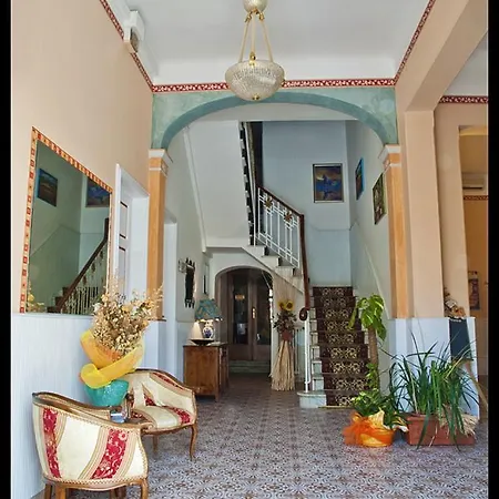 Hotel Eros