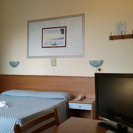 Hotel Eros 2*